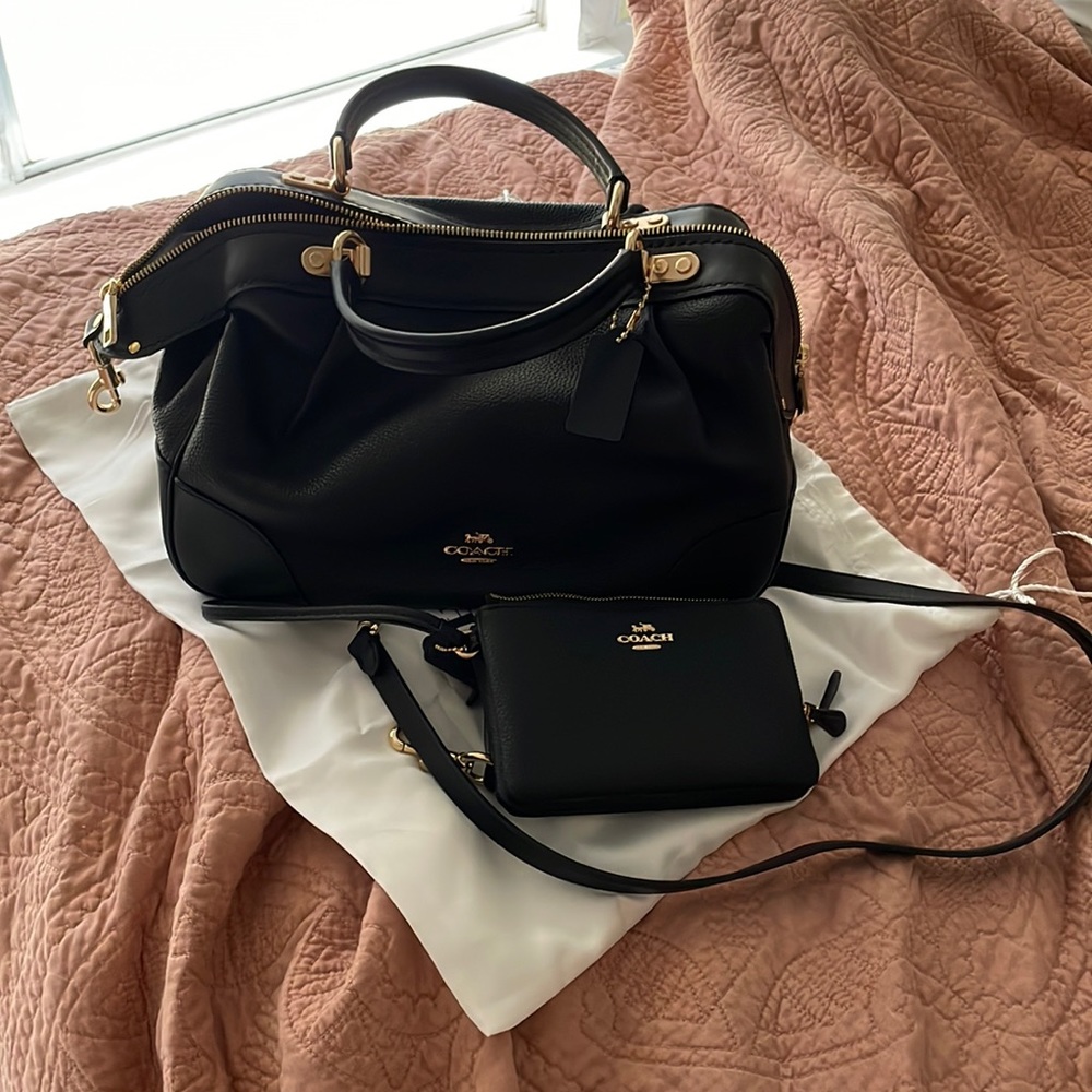 NEW Coach Black Leather Hand Bag with matching wallet